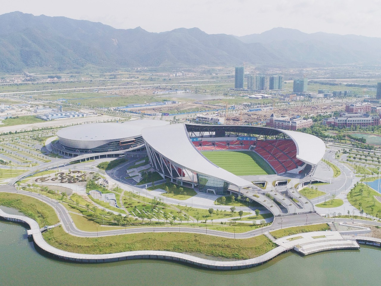 广东肇庆新区体育中心项目荣获2018～2019年度第二批国家优质工程奖