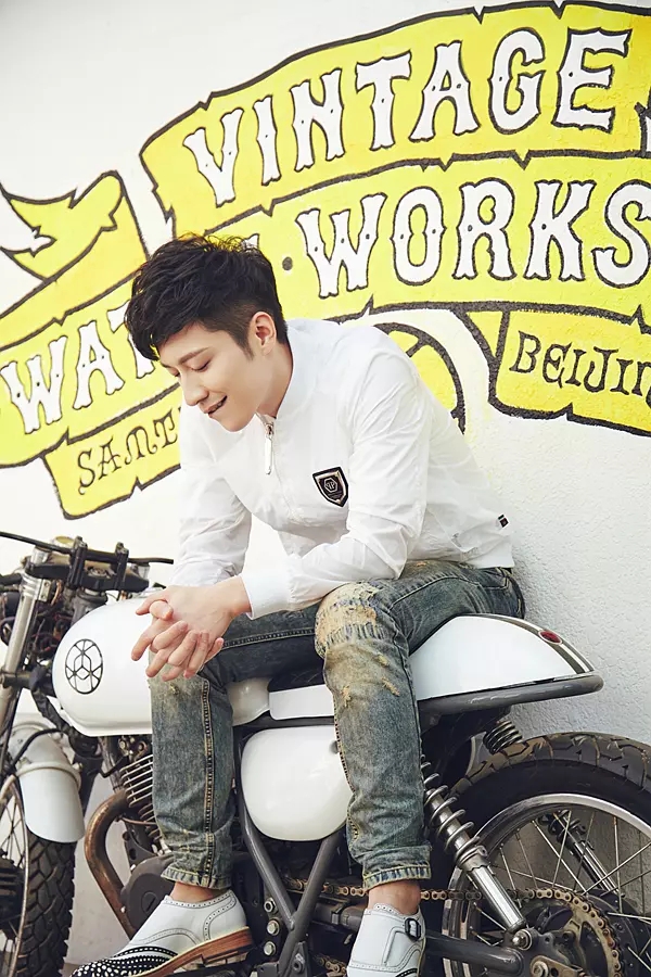 乔任梁生前珍贵老照片:被媒体誉为"舞台之王",可惜英年早逝.