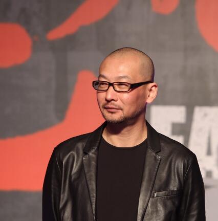 管虎演的电视剧《十年》梁静经超齐加盟