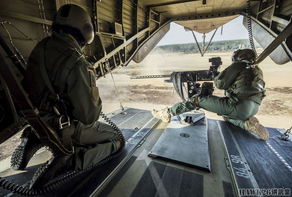 德军ch-53重型直升机的"蝎尾钩"细说m3m舱门机枪