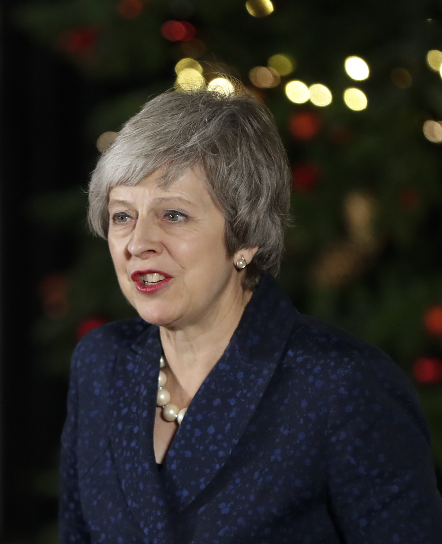 新华社照片,伦敦,2018年12月12日    (国际)(2)英国首相特雷莎·梅在
