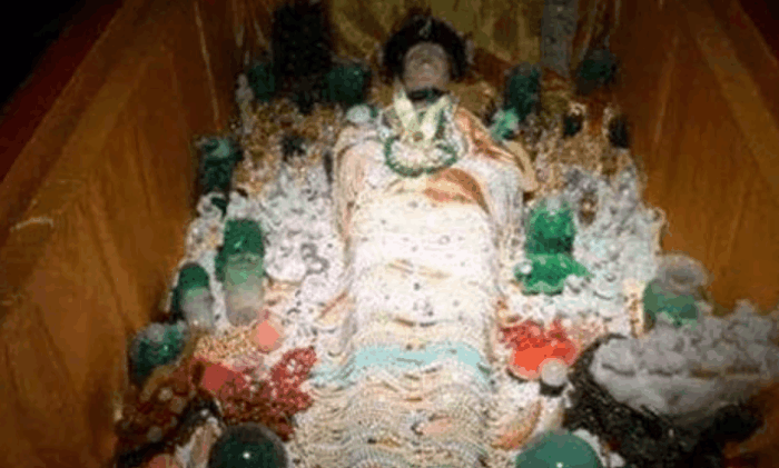 孙殿英盗慈禧墓时,拿走的那颗夜明珠价值多少?这个价格让人咋舌