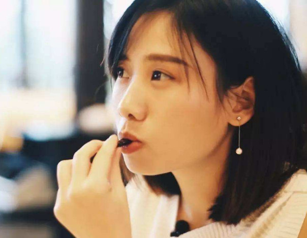 大胃王密子君的大胃去哪儿了?因长胖太多,她的这个习惯被戳穿