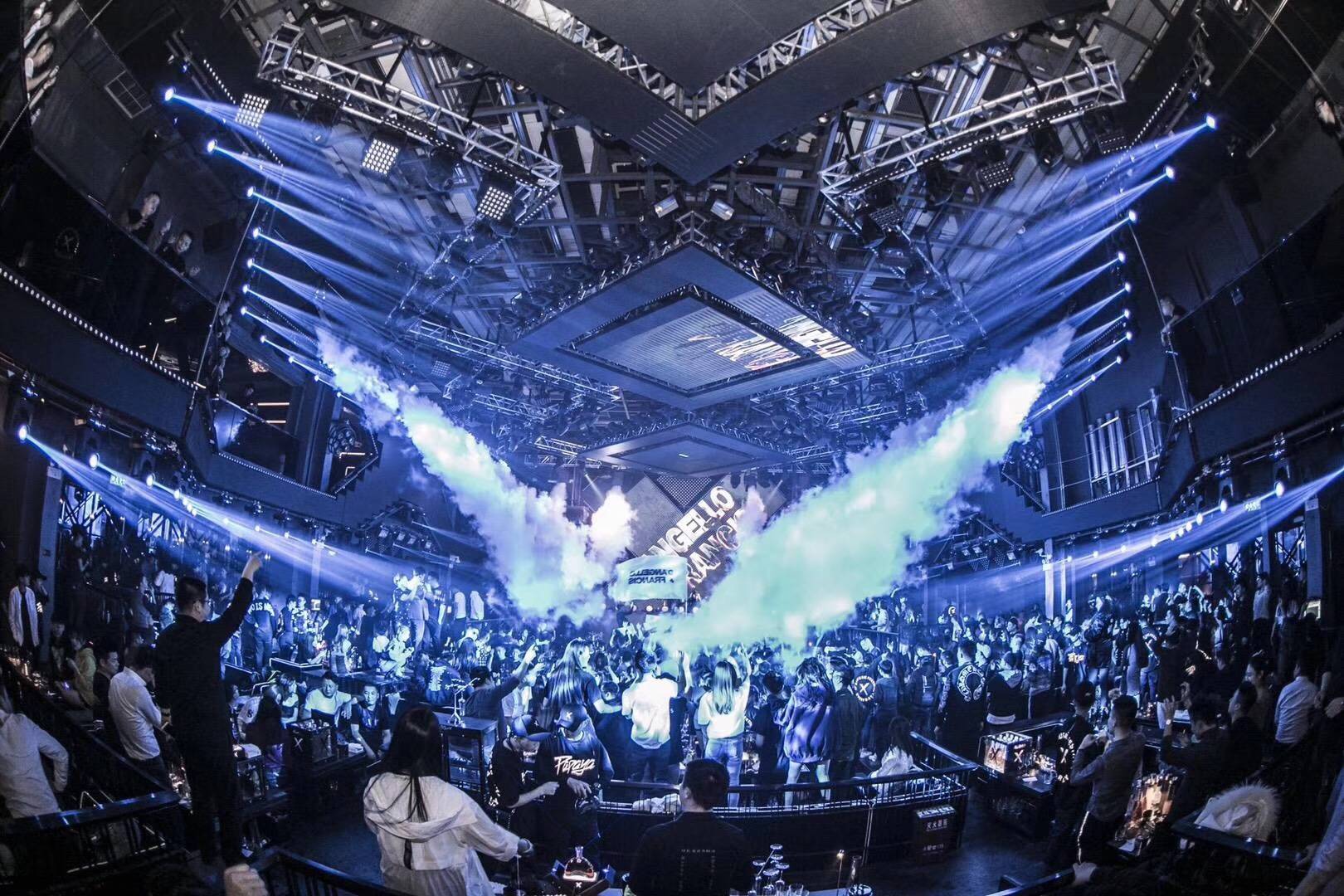 亚洲最大电音派对现场papaya·x落户西安