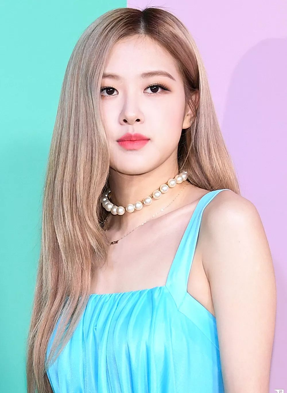 不代言口红就可惜了的性感樱桃唇爱豆盘点!