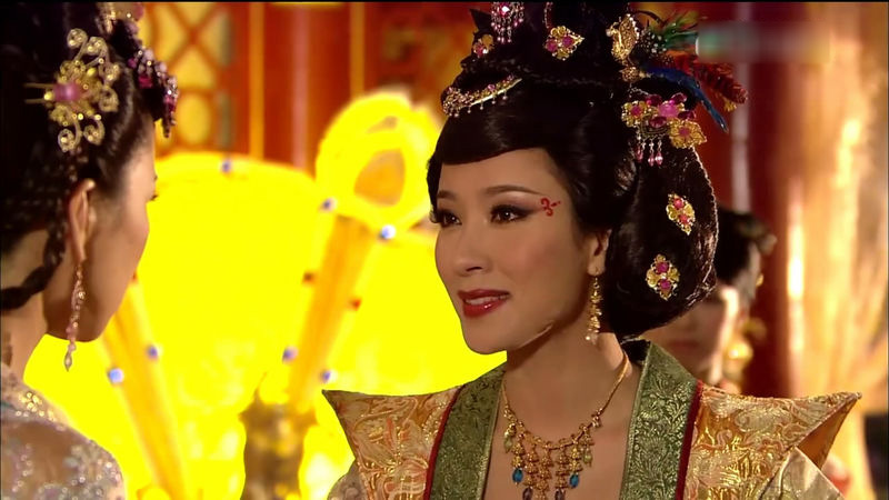 宫心计杨怡图片妖艳狠辣,首度挑战奸角表现出彩