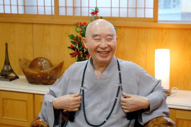 诵经昏沉的人,把自己读经录成录音带,自己跟着诵