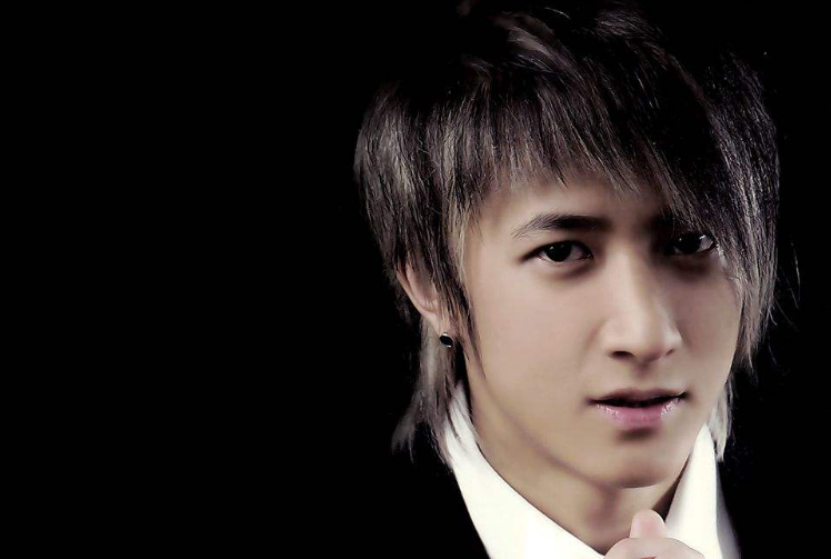 明星非主流时代的杀马特造型,大张伟辣眼睛!热巴最美,他最前卫