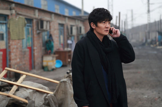 幸运吊车尾考上表演学校,意外当上主角,郭京飞是怎么成名的?