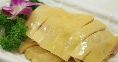 海南白切文昌鸡 吃的不仅是那种原汁原味的鲜美味道 还是一份情怀
