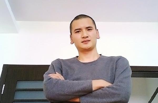 因为红尘看破 大帅哥遁入空门如今活成这般模样