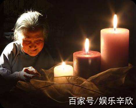 梦回往昔，白衣之谜——解梦中的奶奶离世与母爱指引