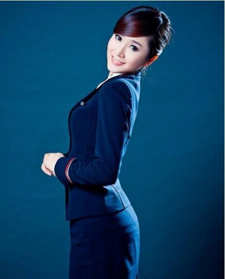 网友心中的中国第一美空姐,项瑾,长相甜美身材逆天「组图」