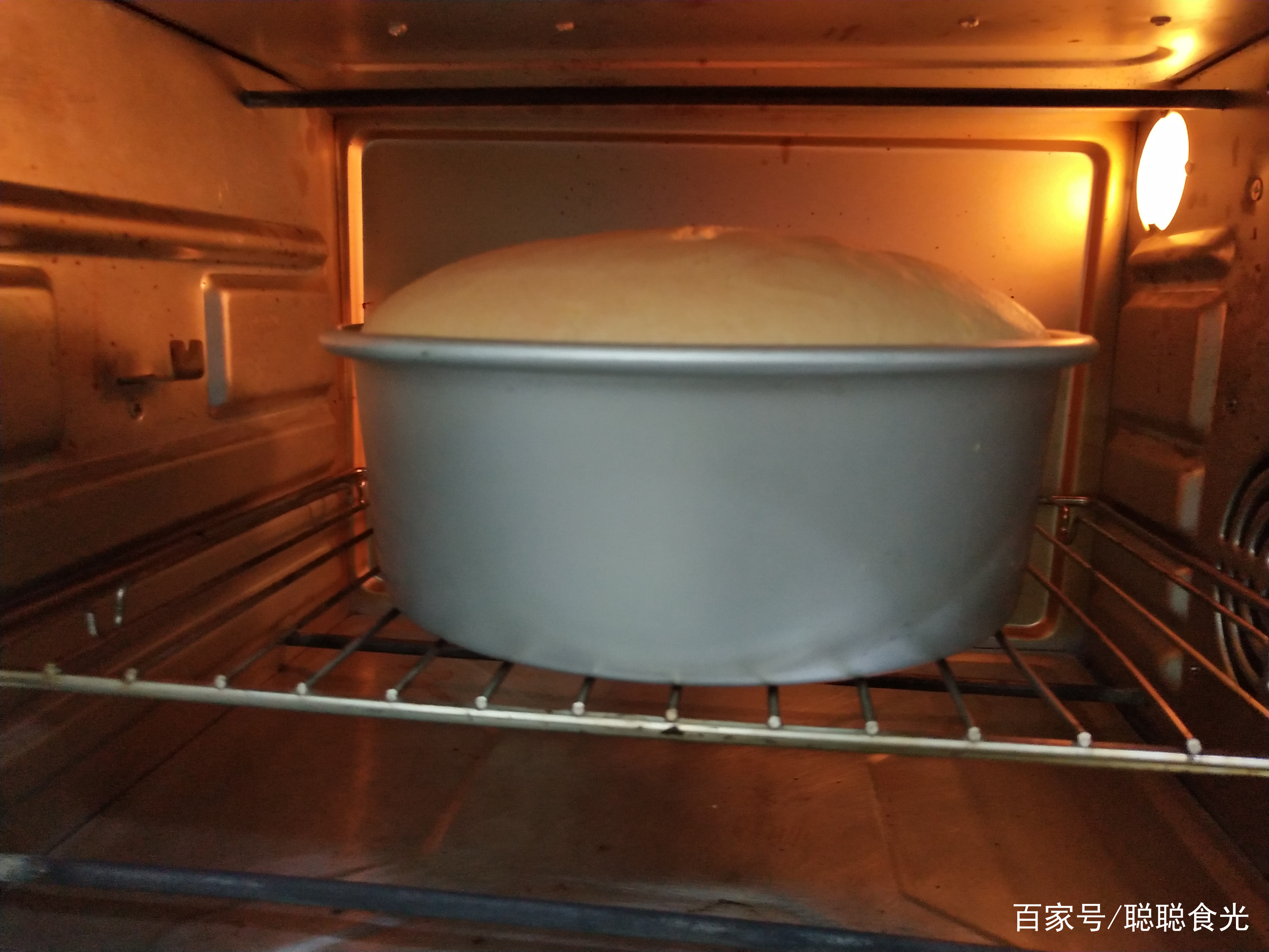 用烤箱做蛋糕(家里用烤箱做蛋糕)