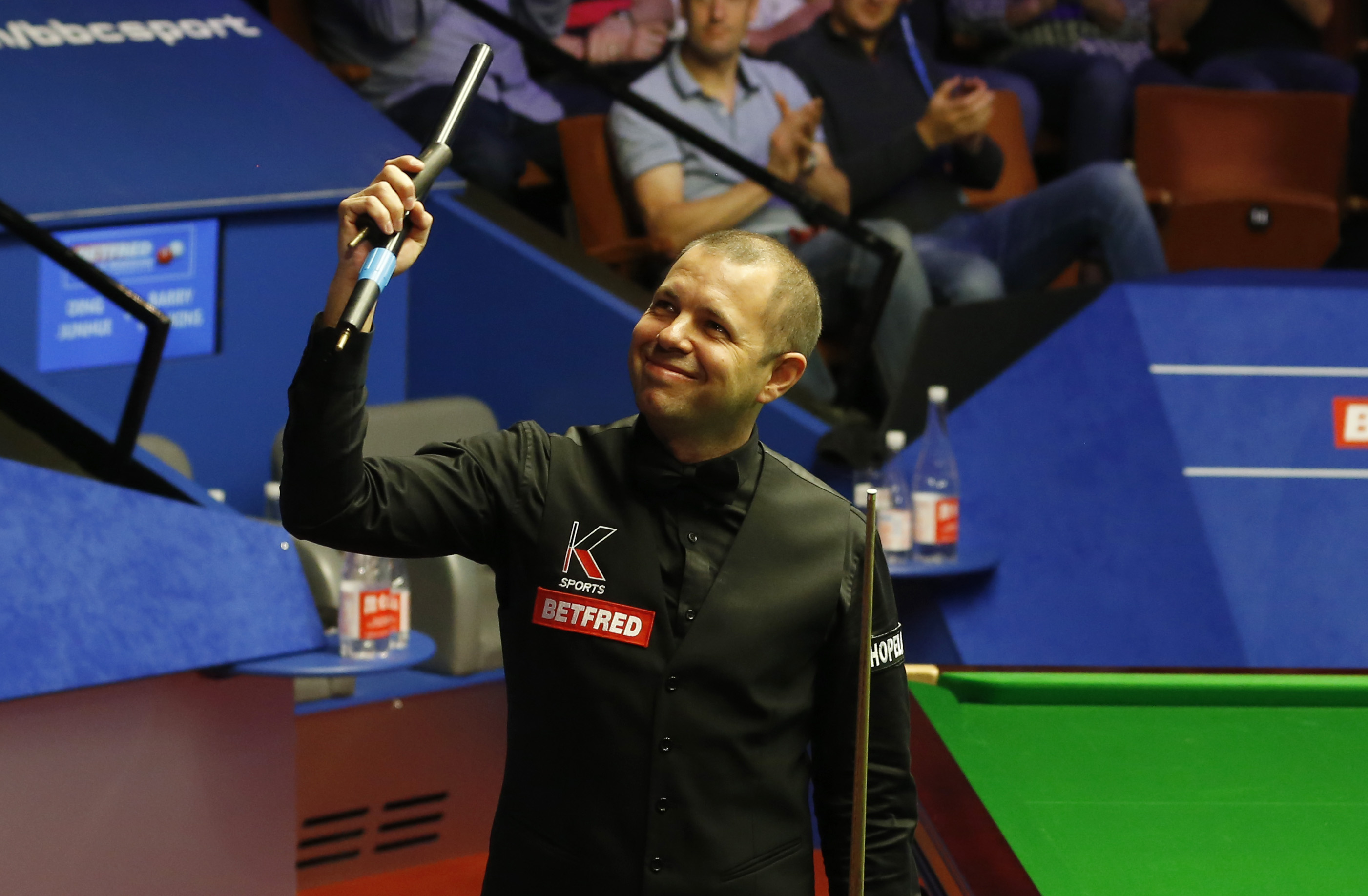 斯诺克——霍金斯晋级世锦赛四强(1)