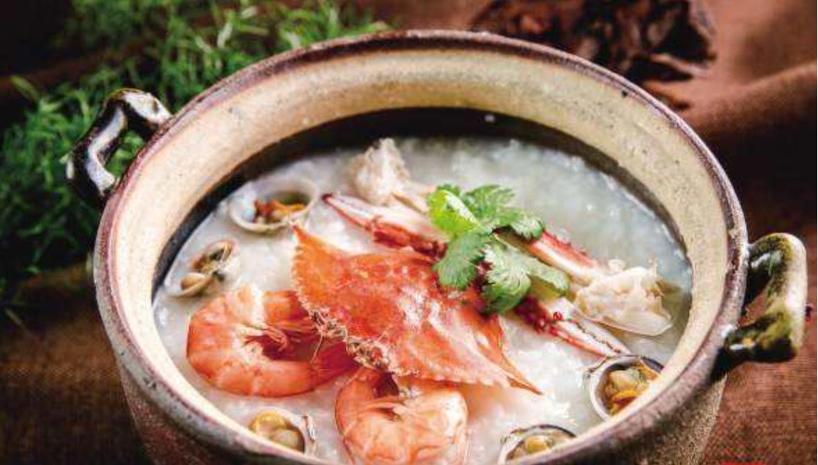 诏安招牌猫仔粥,剩汤,剩菜,剩饭,稀得不见米粒,给猫吃的吧?