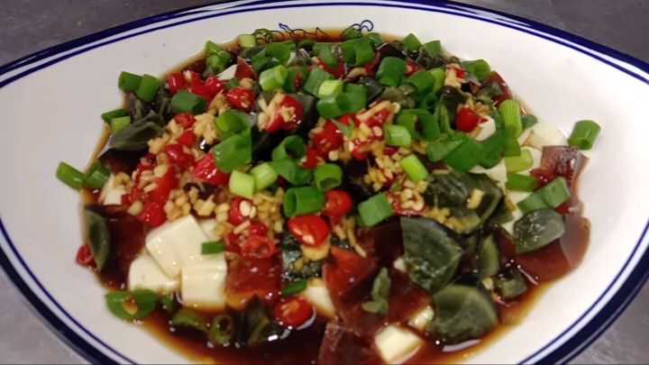 15年小店里“松花白玉”好吃做法,香滑软嫩,简单易学