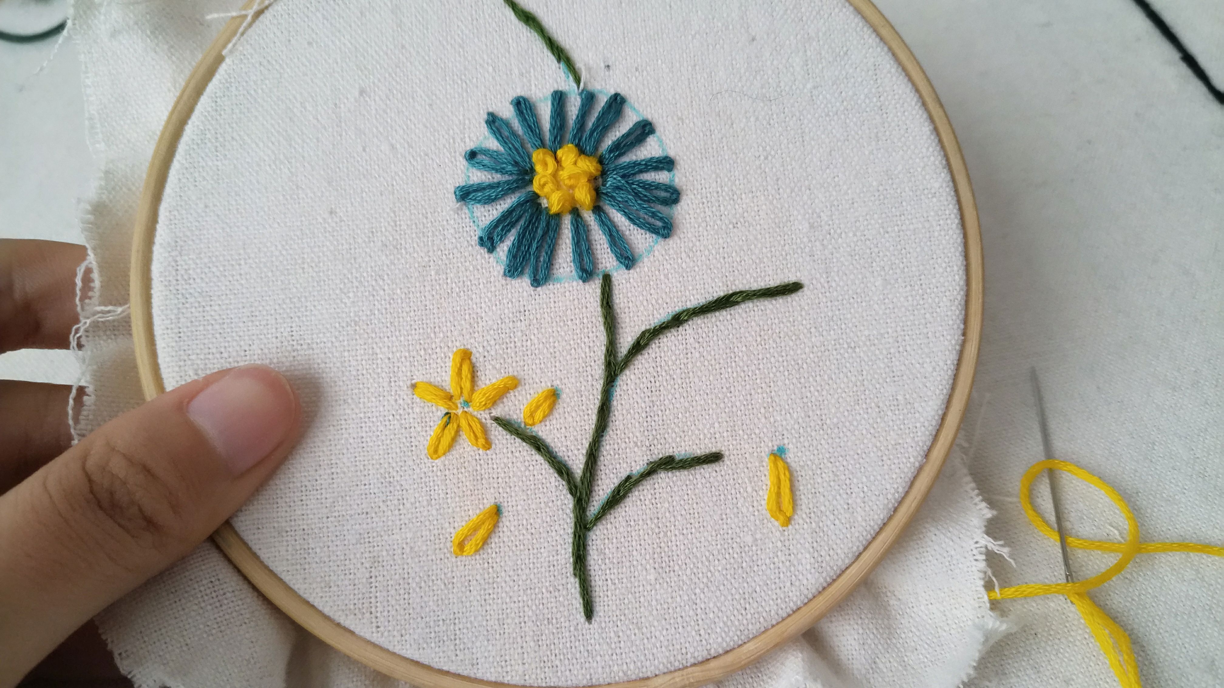 从零开始学刺绣,简单的小清新刺绣花朵教程