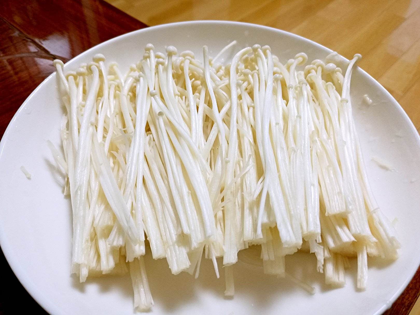 金针菇这么做,营养美味好吸收,再也不用担心明天见