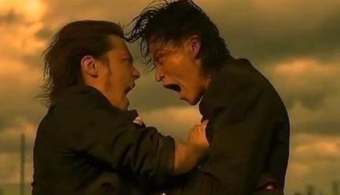 为何男生打架时会浑身"颤抖"?是因为怂吗?说出来你可能不会信