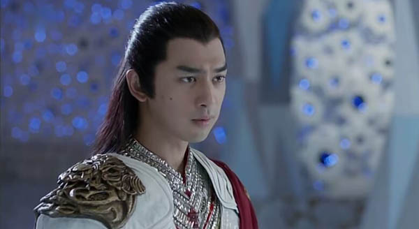 《火王之破晓之战》仲天突然变强有猫腻,尚轩的虚弱应该和他有关