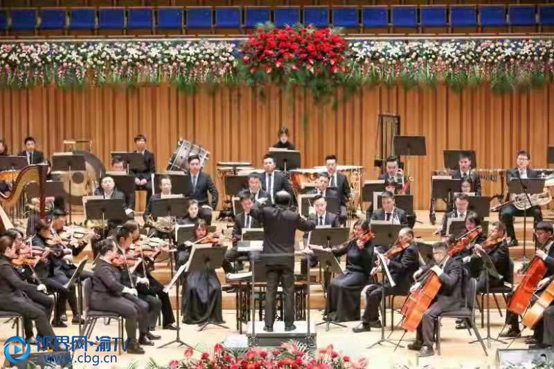 重庆民族乐团何建国受邀 指挥第三届成都金芙蓉音乐会