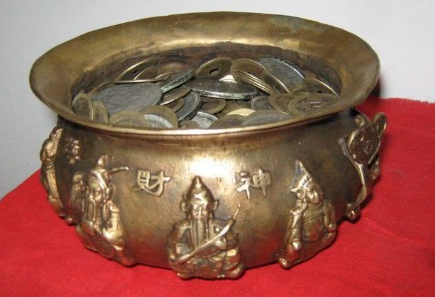 沈万三聚宝盆从何而来?朱元璋向里面投了一文钱,他直接破产!