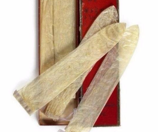 那么,你了解古代鱼鳔是用来做什么的吗? 古时候,鱼鳔与水银用于避孕.