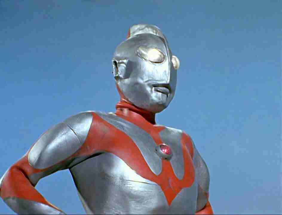 别说你看过《奥特曼》,初代皮套高达几十种,胸肌发达竟能防电击