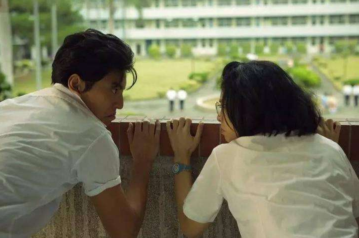 这部台湾青春电影,带你重回学生时代,回忆浪漫懵懂的初恋故事