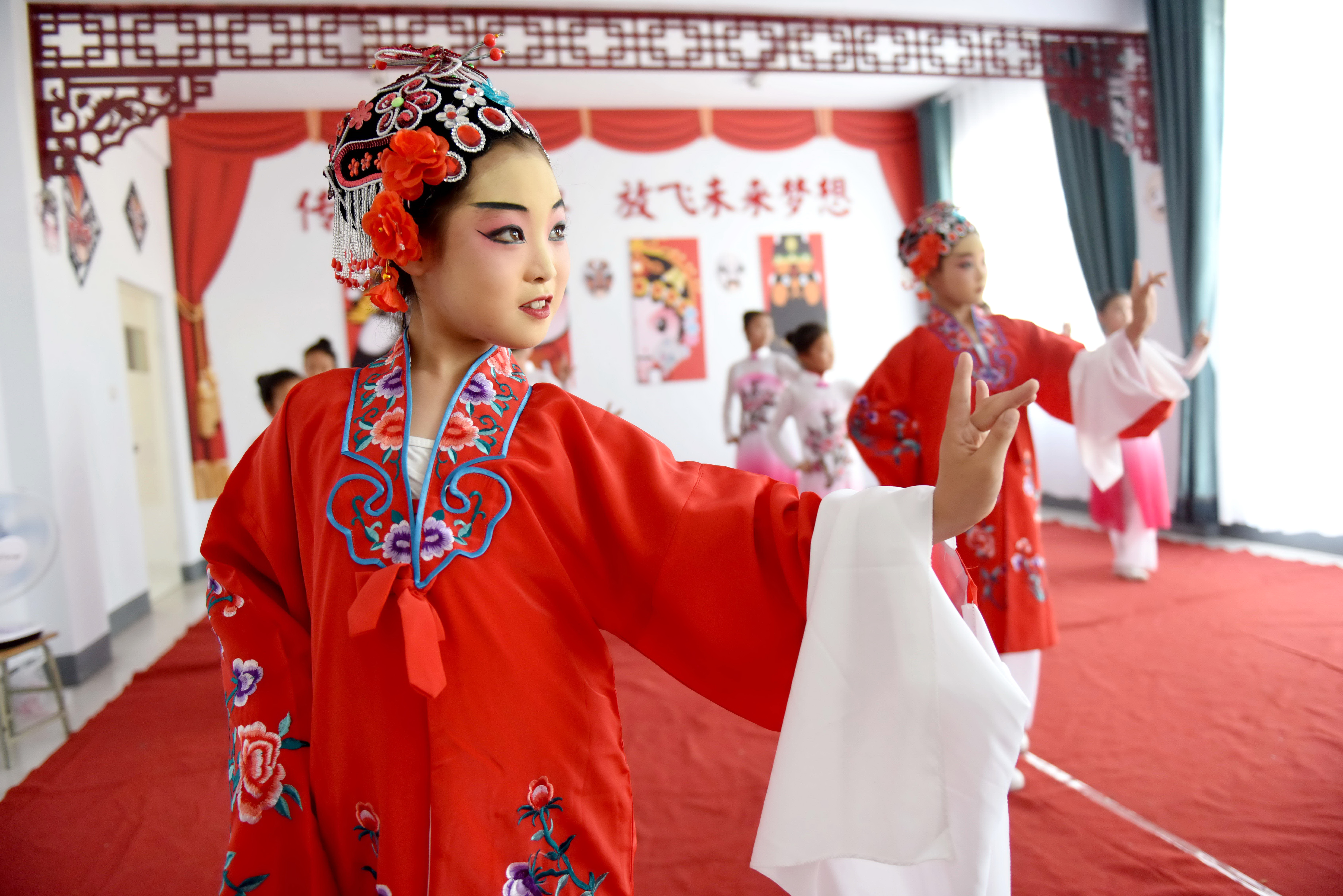 娃娃学戏曲 国粹有传承(5)