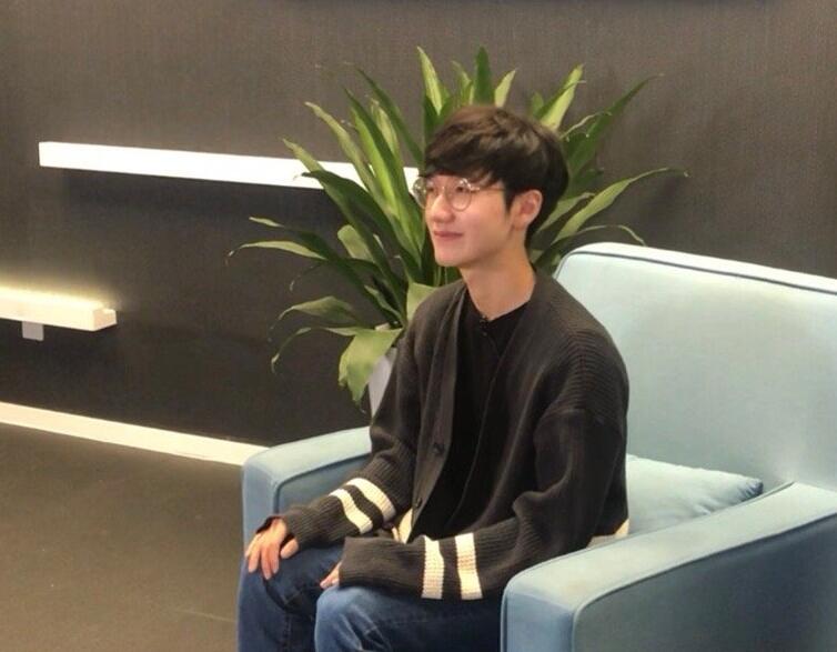 小花生peanut谈转会lgd 是lgd的真诚和尊重打动了自己