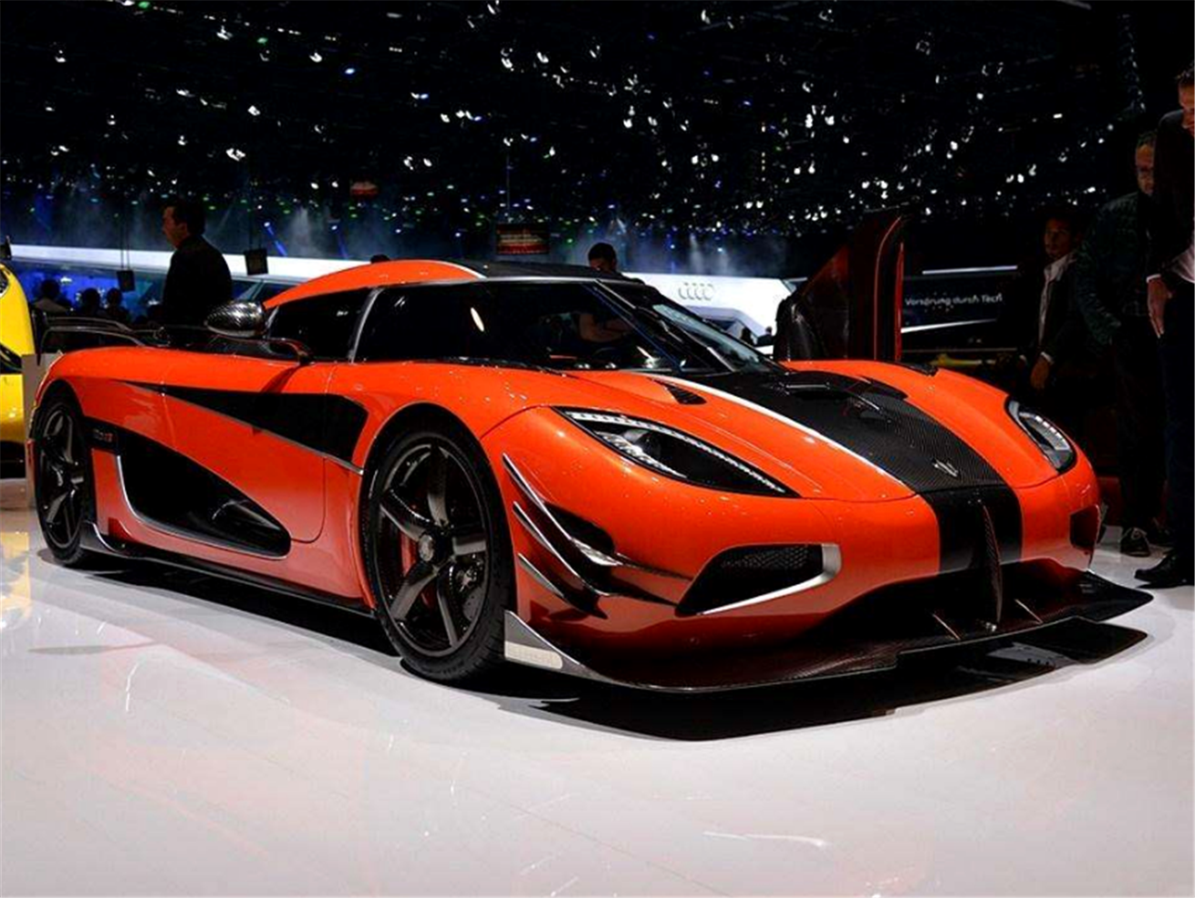 全球最快跑车第10名:冈伯特.阿波罗 冈伯特.阿波罗产于德国 altenburg