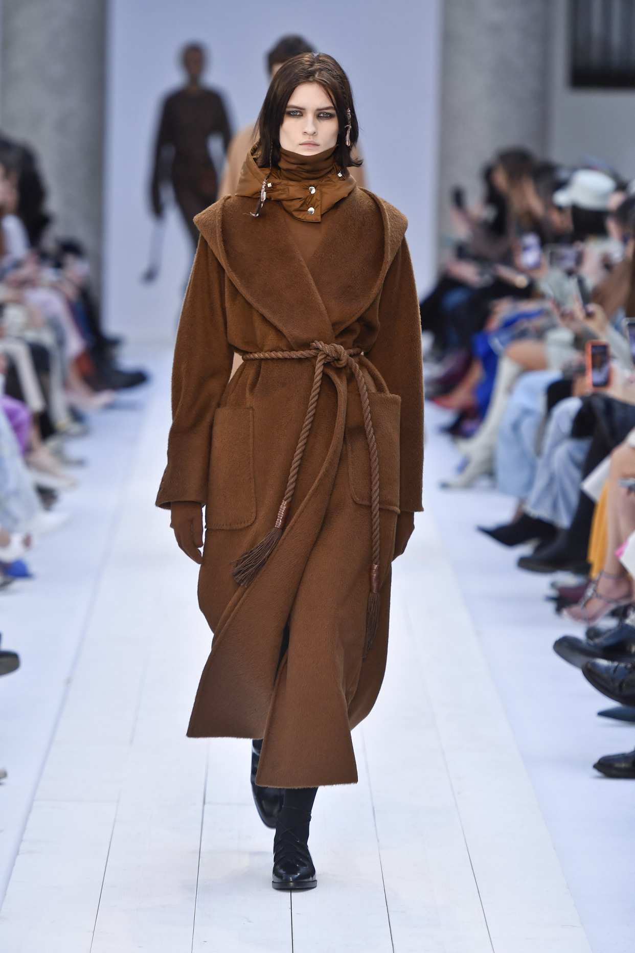 2020秋冬米兰时装周 max mara 秀