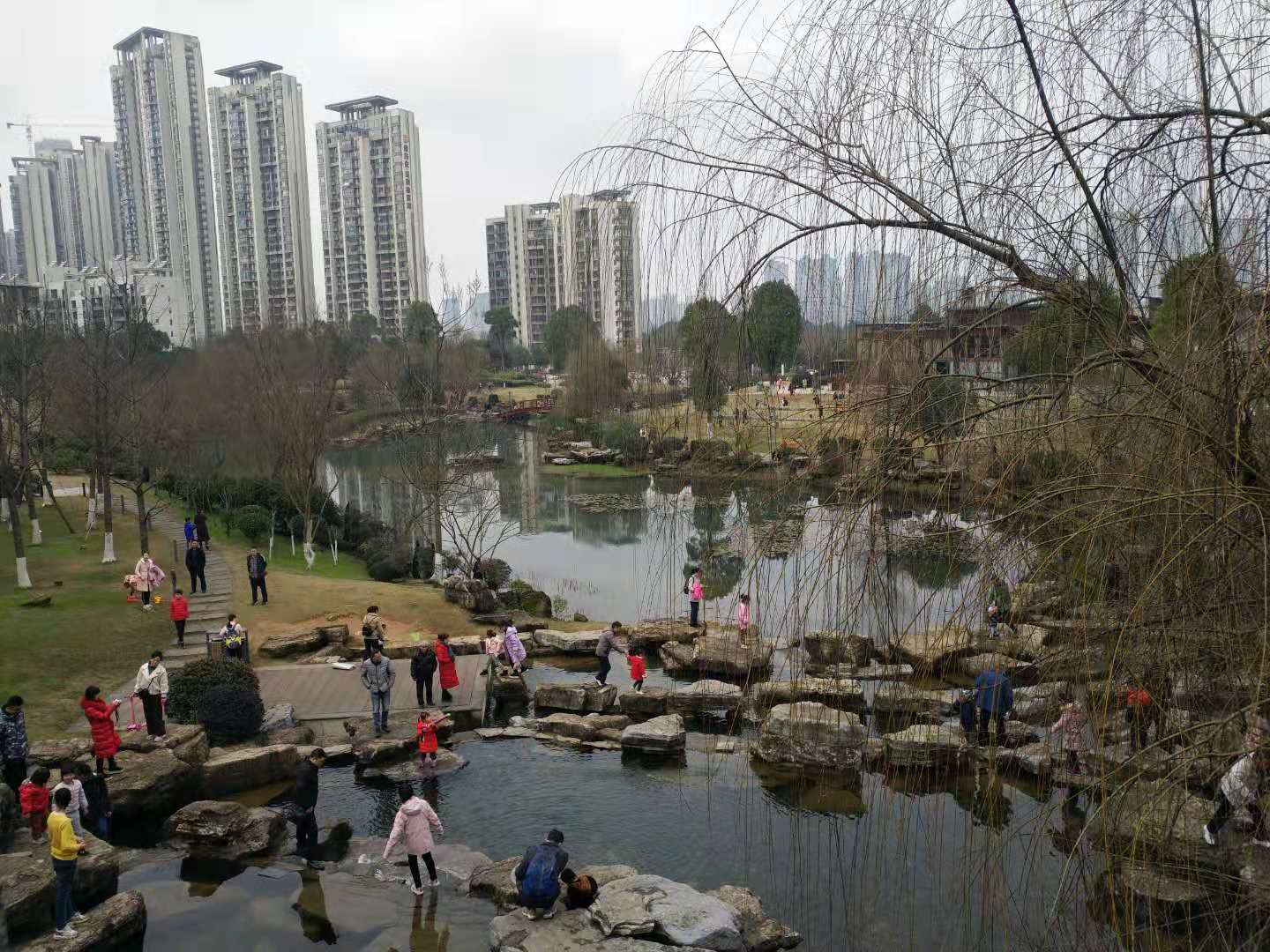 带娃去旅行之长沙梅溪湖桃花岭公园