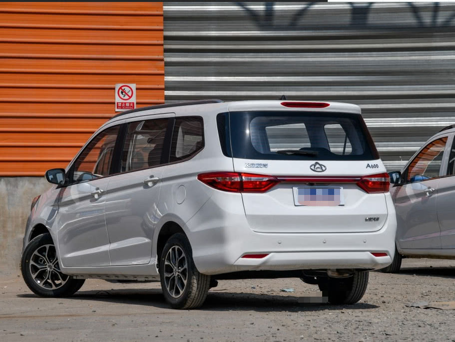 长安爆款mpv,超强的商务气息,起步5.39,超大空间超实在