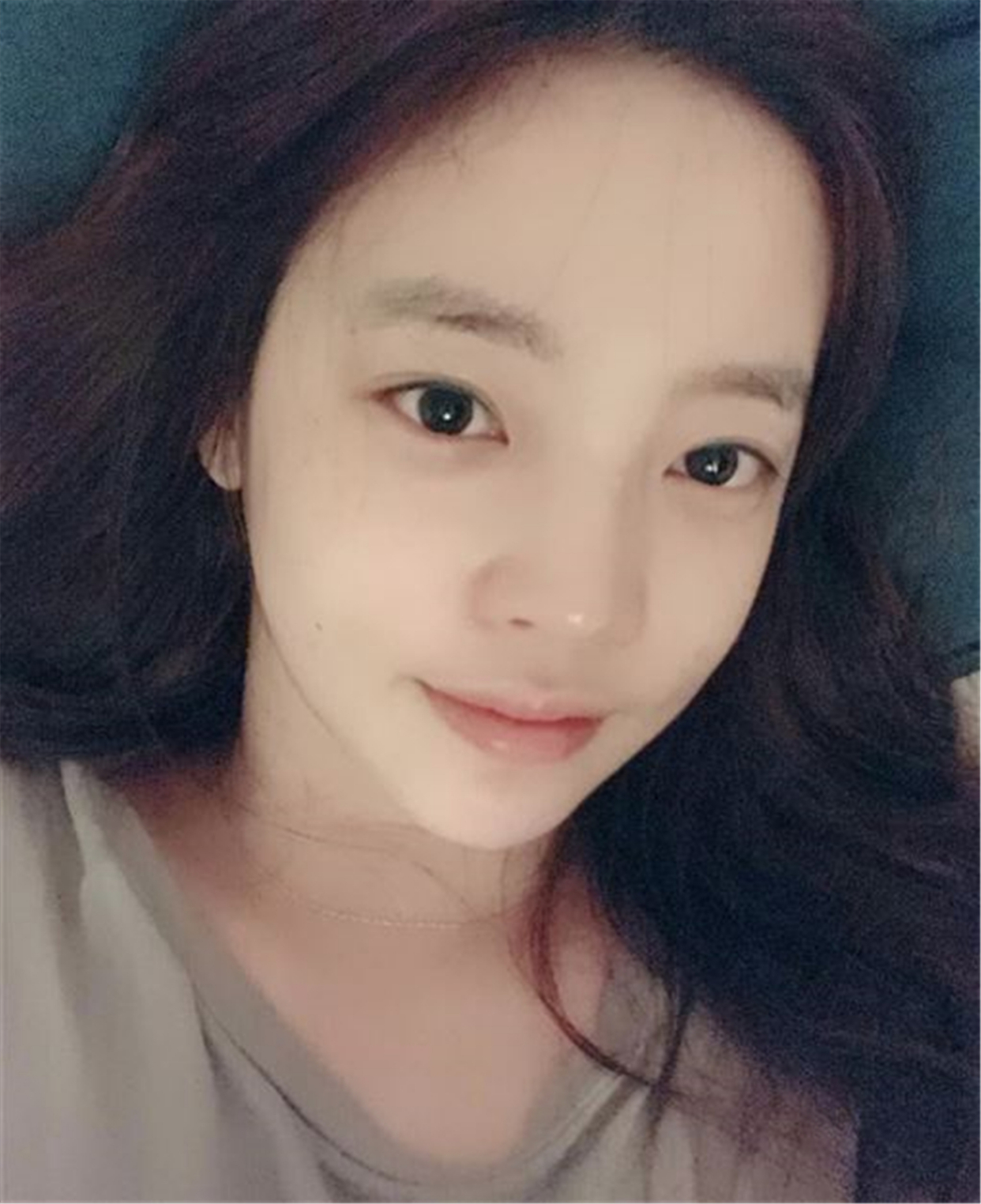 真的再见了!具荷拉墓地曝光,kara成员到场送别