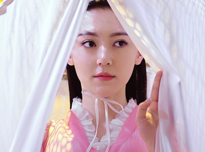 【"萧玉"《楚乔传》里的小角色,剧照虽美,图五更让人想入非非!