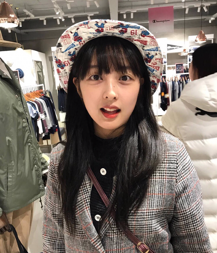 《天空之城》金慧娜扮演者金宝罗,这个鬼马少女长得真像金智媛