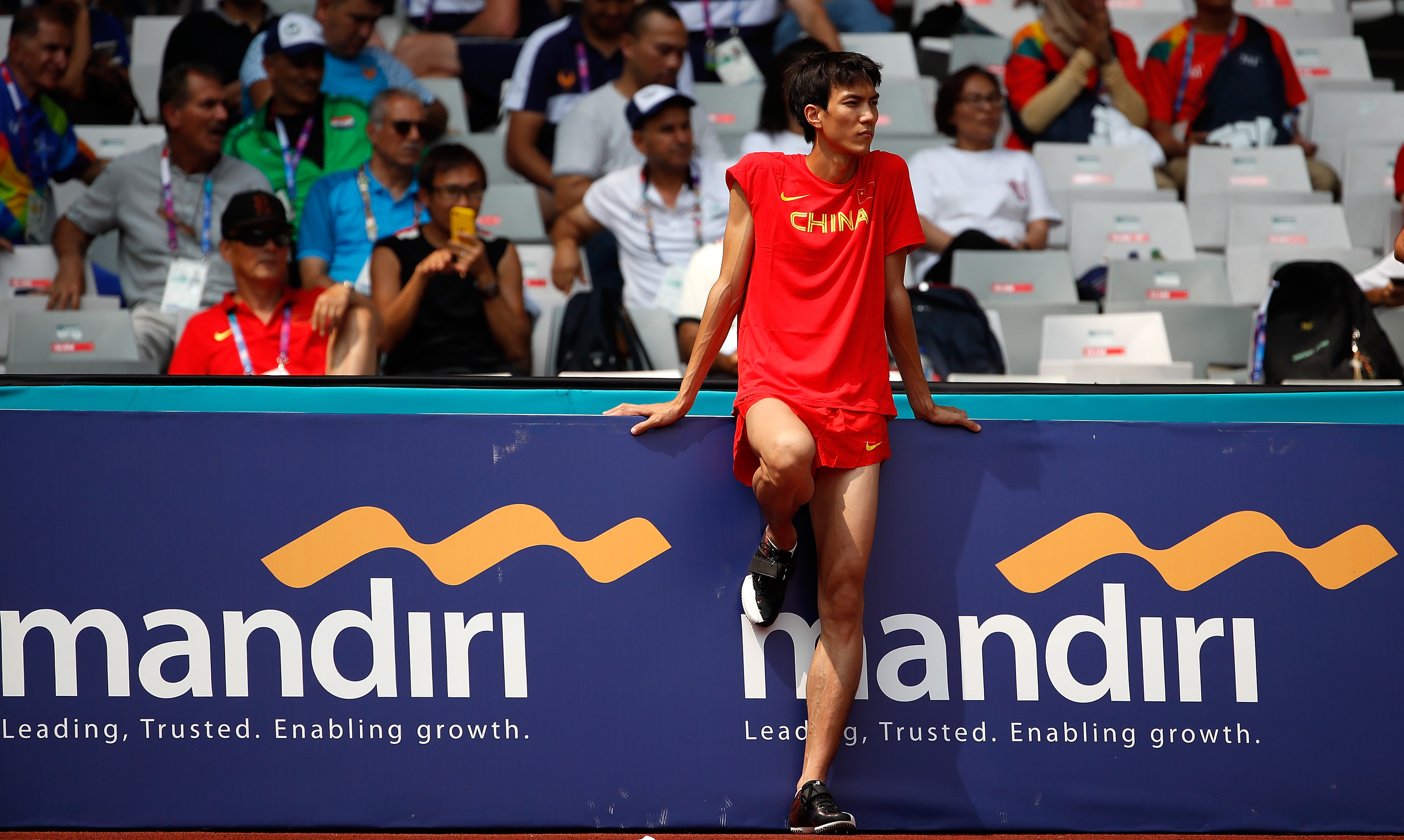 田径——王宇晋级男子跳高决赛(4)