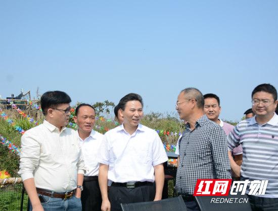 祝云武深入崇山调研旅游安全生产及旅游项目建设