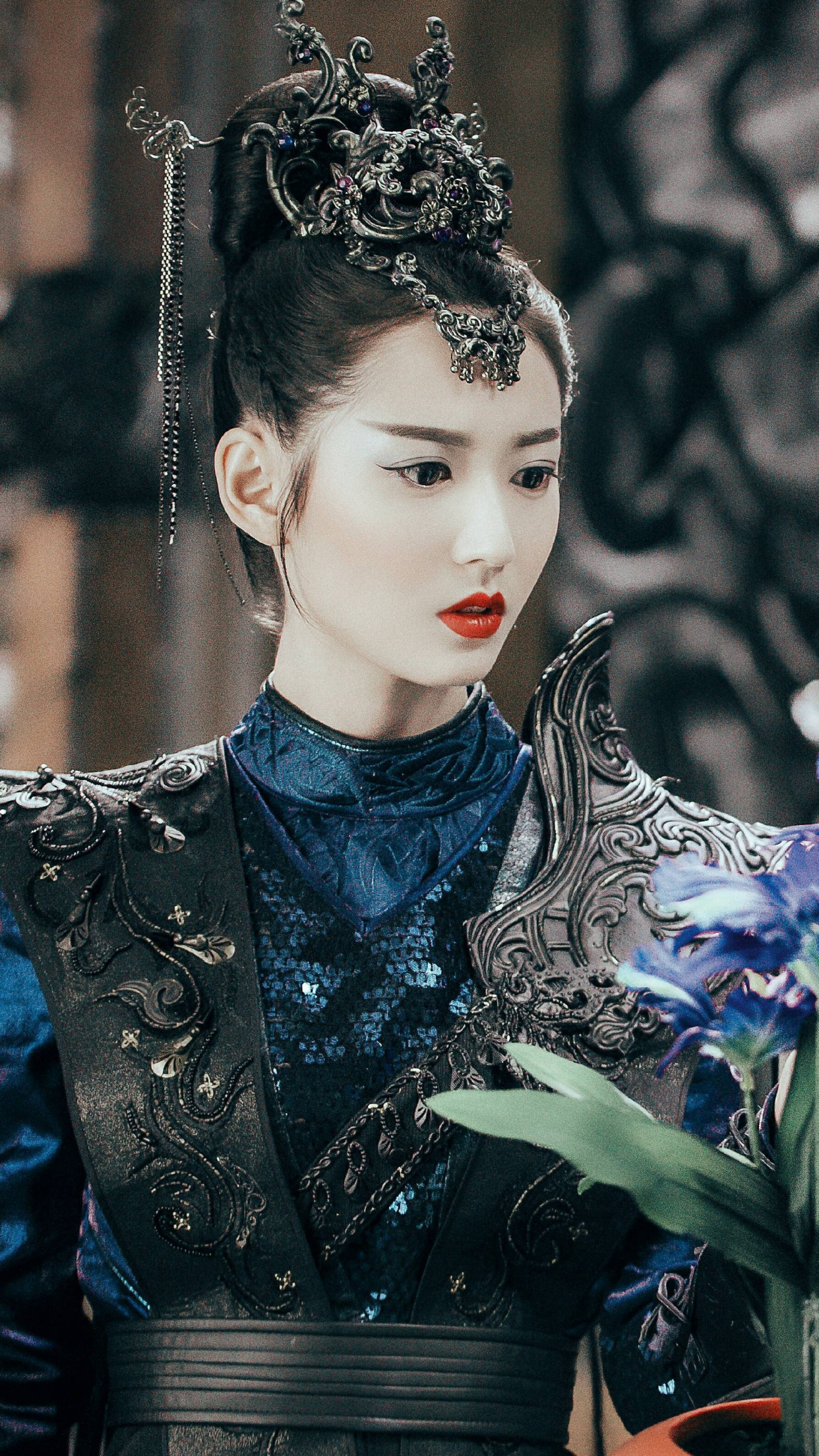 重温陈钰琪《香蜜》鎏英经典玄幻造型,光彩夺目