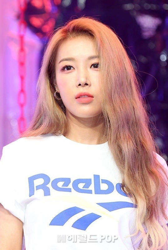 「星闻」金婑斌离开jyp后成立新娱乐公司"作为艺人和代表将竭尽全力"