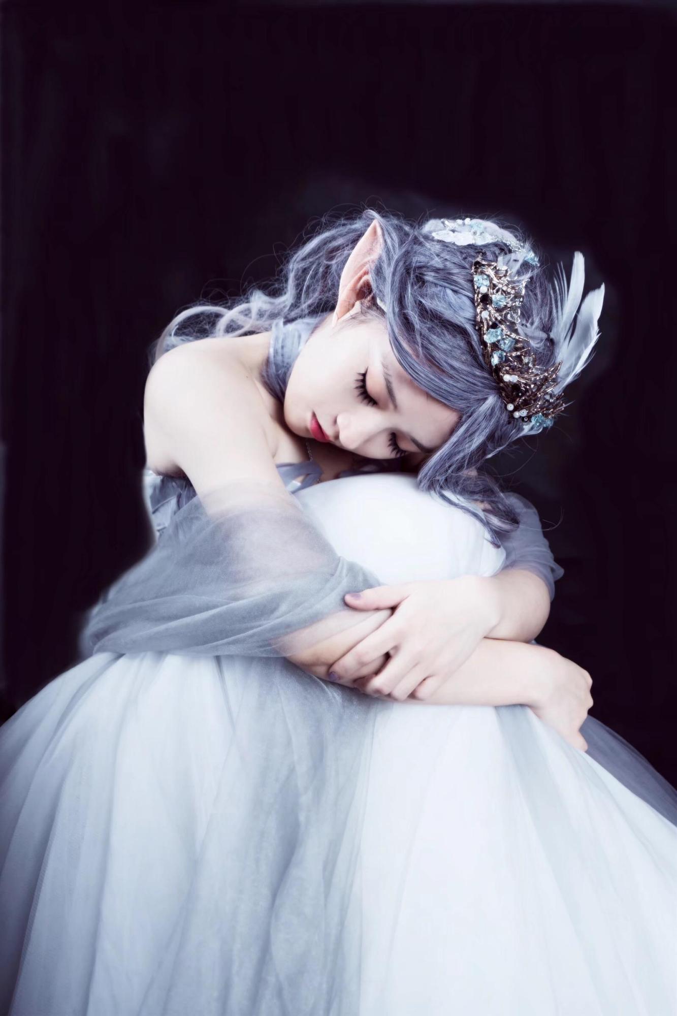 鬼刀:国服最美冰公主cos,回眸一笑似仙女,网友:是心动的感觉