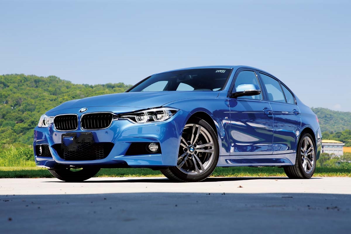 对于宝马在15年期间发布的330i m运动版印象颇为深刻!