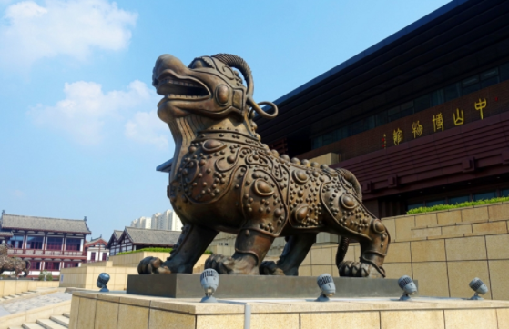 去定州博物馆欣赏"汉家陵阙"