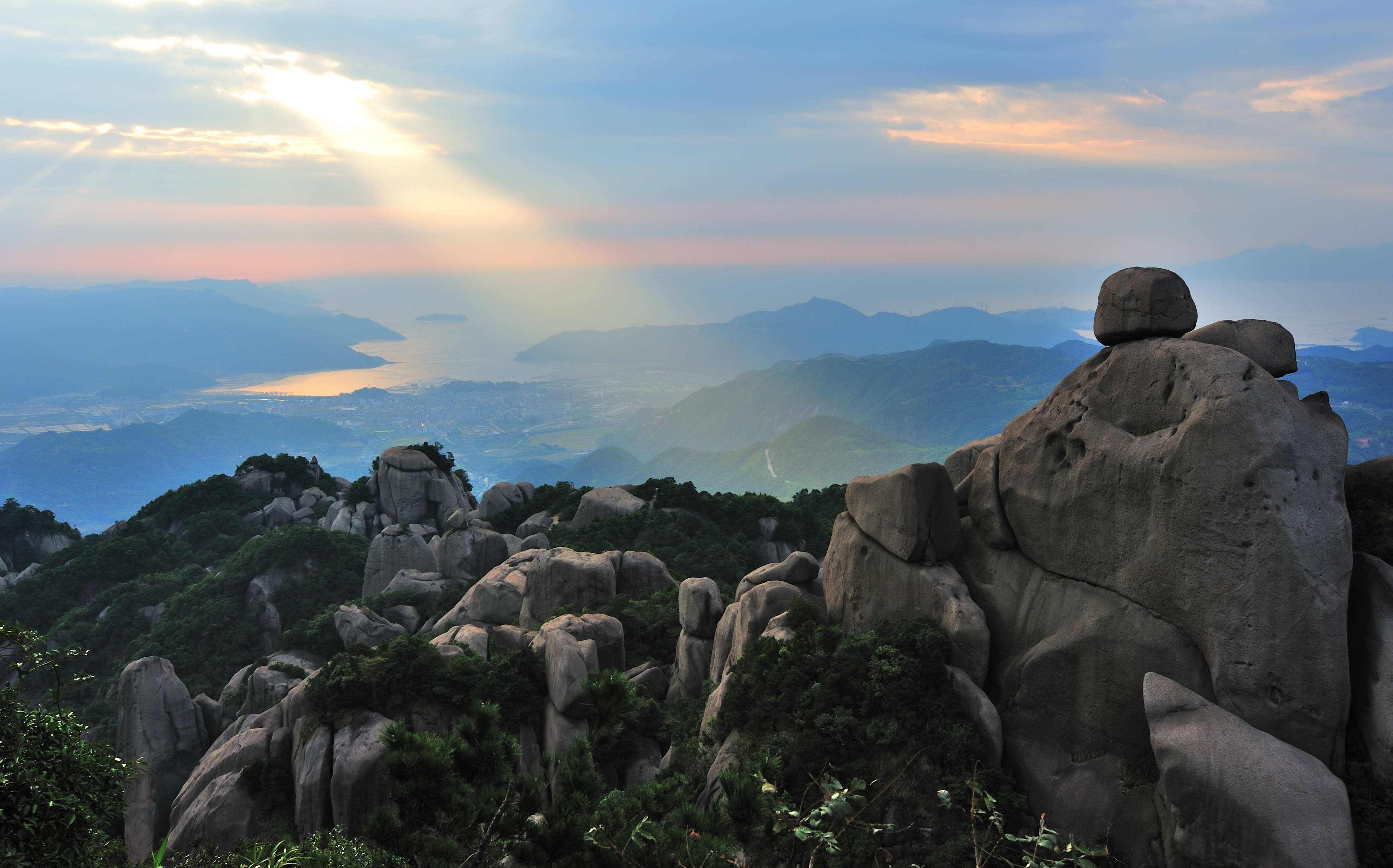 除了福鼎太姥山,宝鸡关山牧场,景色真的很美的知名风景名胜区原来还有