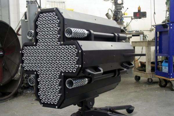 此武器每分钟射速160万发,成本达800万,美军买后束之高阁