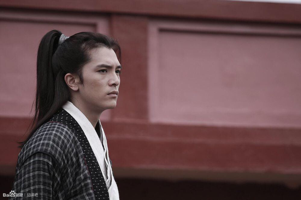 这是邱泽唯一的一部古装剧,帅出天际