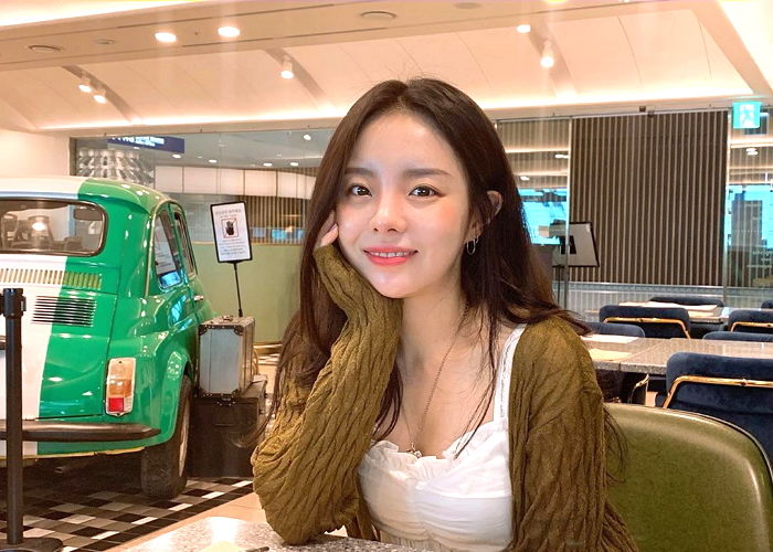 防弹少年团郑号锡姐姐的穿搭法则,初秋的温柔欧尼!